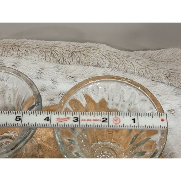 Vintage Clear Tulip Shaped Sundae Dish, Set of 2 - Picture 6 of 8